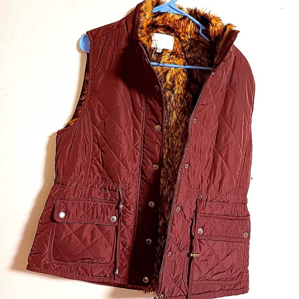 Adrienne Vittadini Burgundy Faux Fur Vest Size X-Large